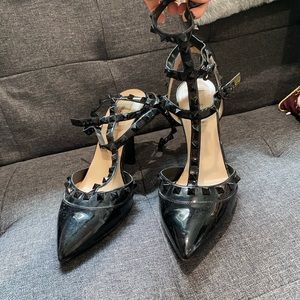 AUTHENTIC Valentino Pumps